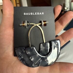*NWT* BaubleBar Charcoal Resin Earrings